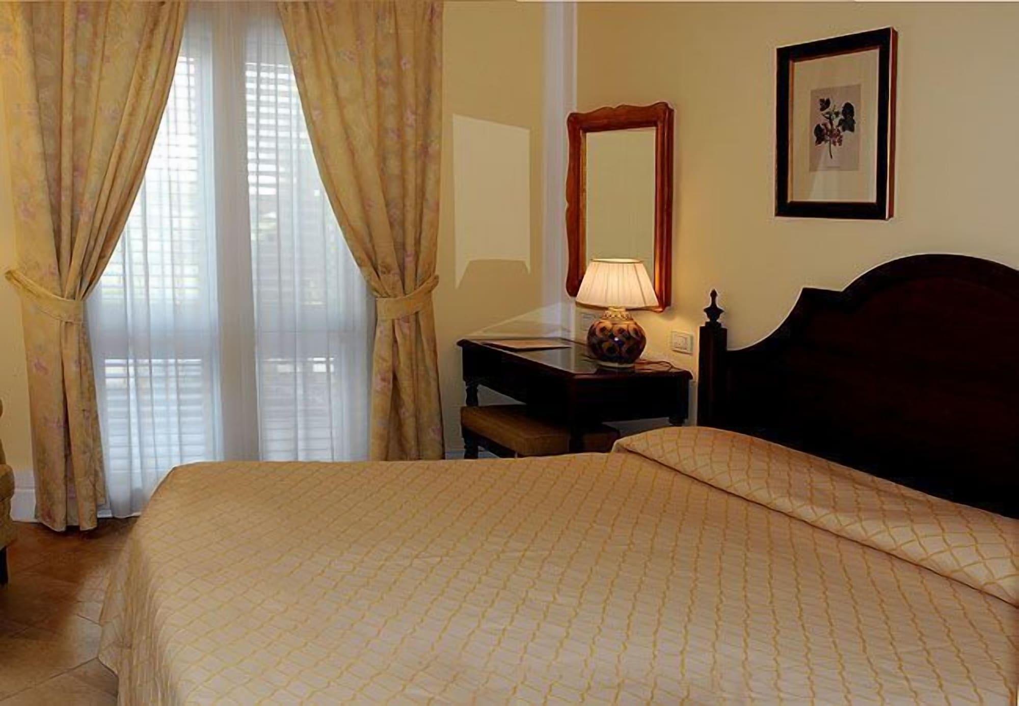 Hotel Daphne
